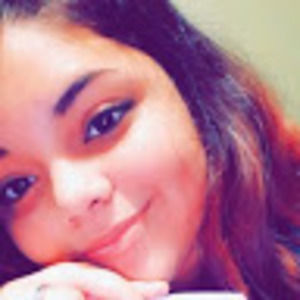 Meet your Posher, Gabriela